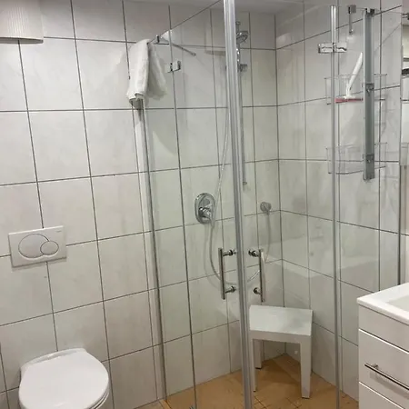 Probst Apartment *